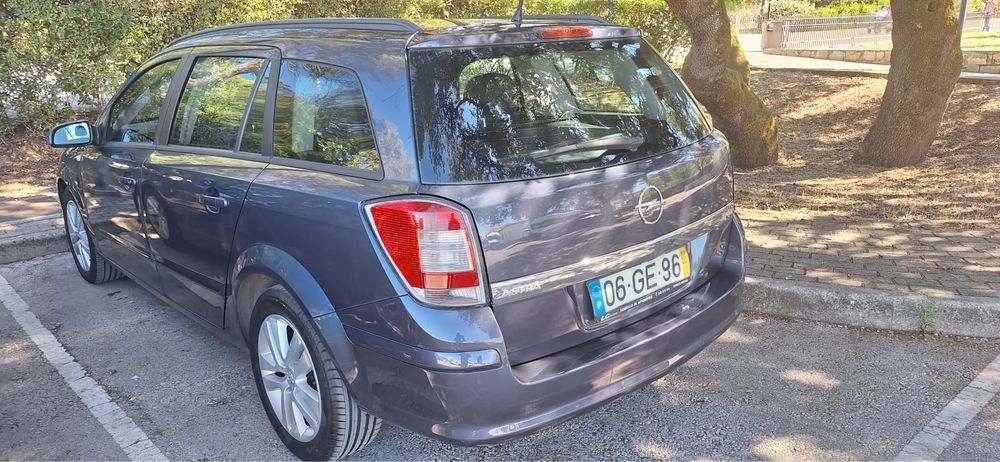 Opel Astra Caravan 2008