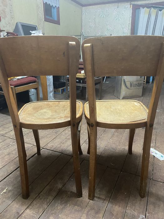 Ретро стілець