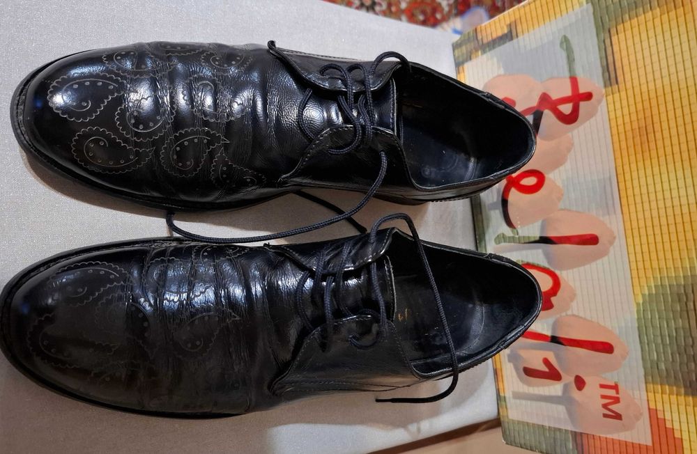 Продам женские туфли (осень, весна) за чисто символическую цену