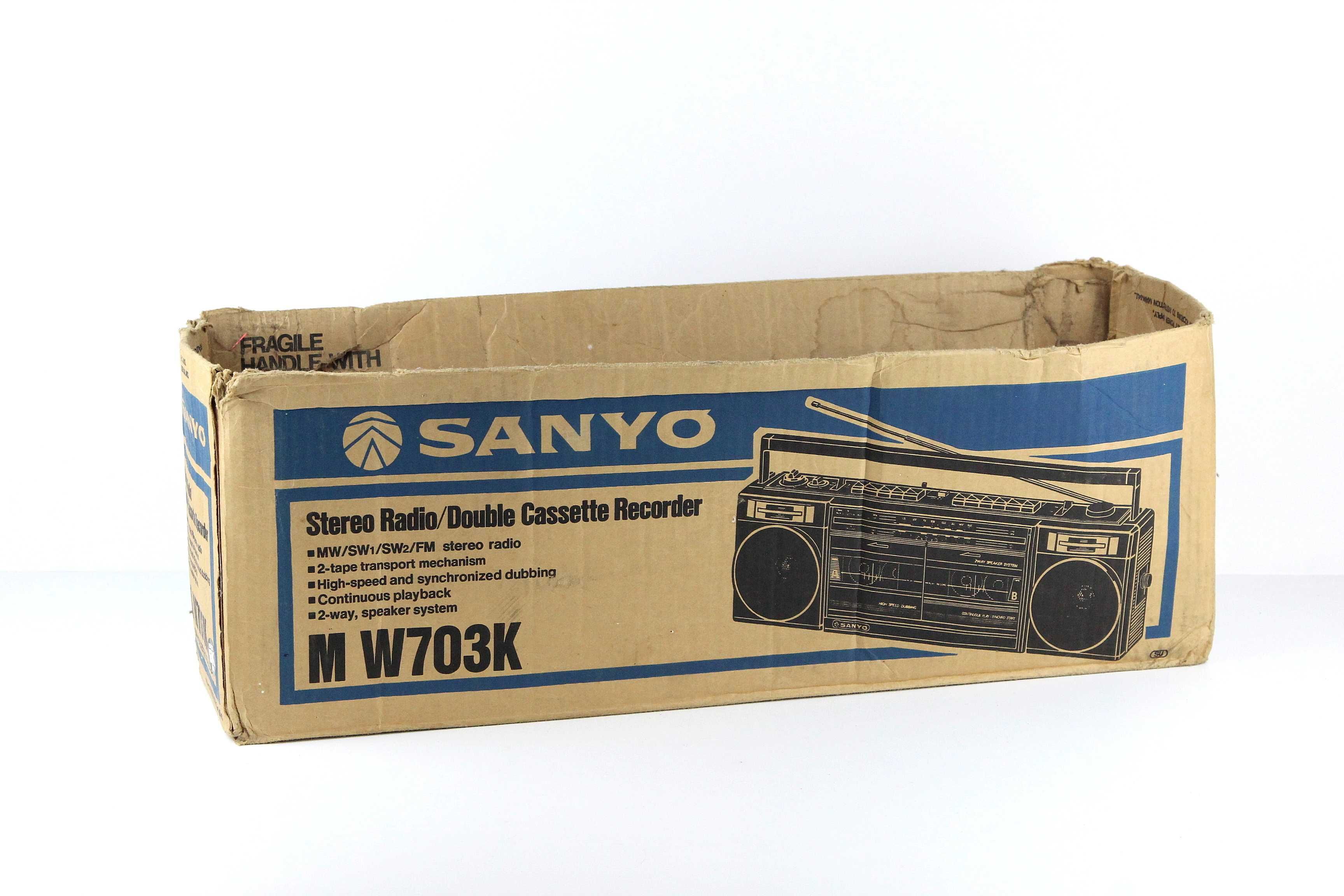 Магнитофон SANYO M W703K Япония