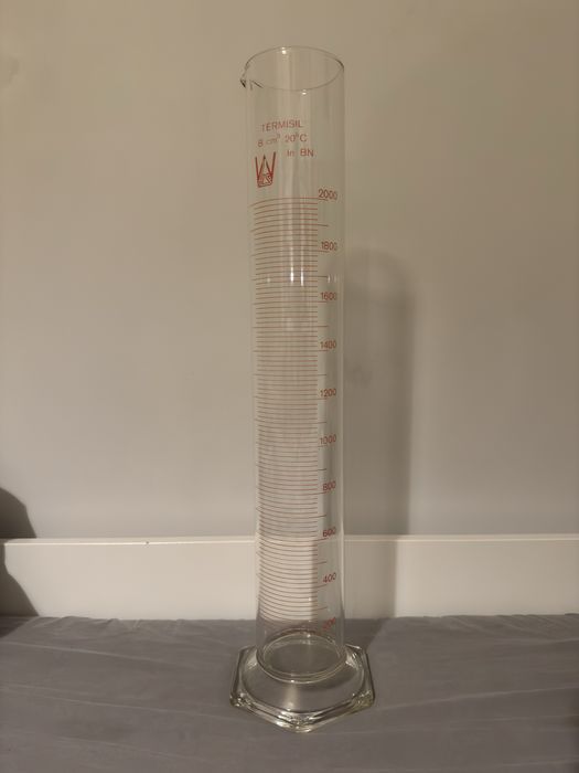 Cylinder miarowy szkło laboratoryjne