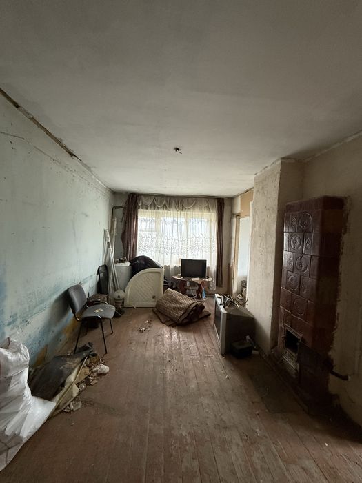 Продаж квартири з подвірʼям