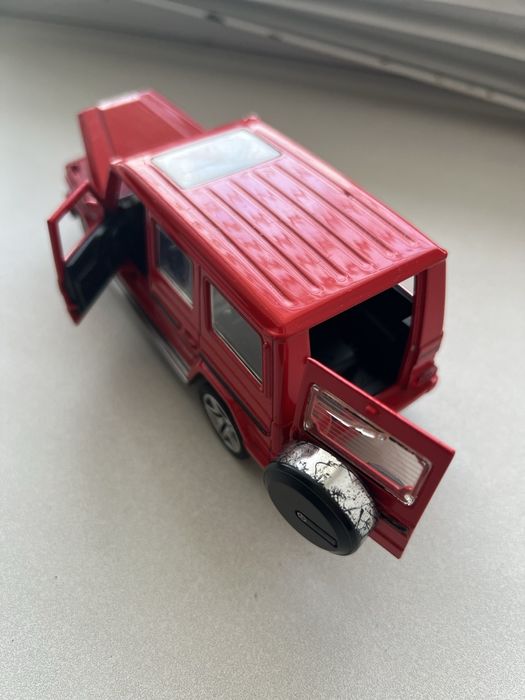 Машинка іграшкова металева