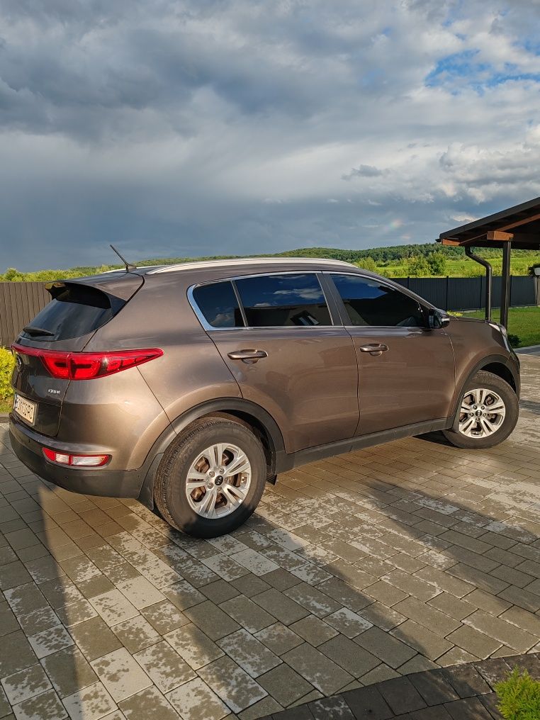 KIA Sporteg 2016 р 1.7 Дизель