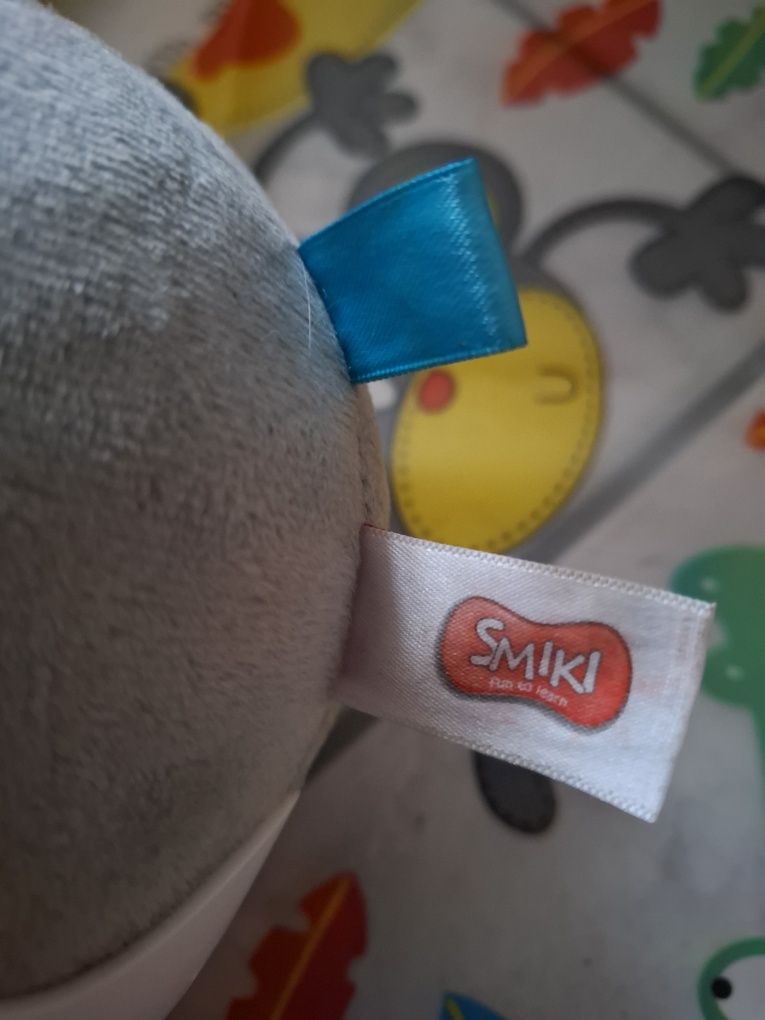 Pingwin smiki grający