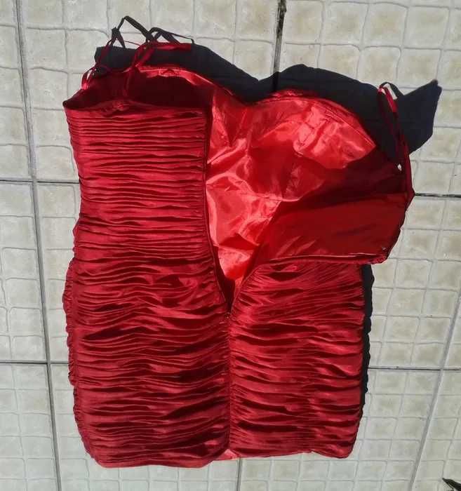 Vestido de festa vermelho