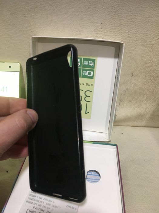 Sony смартфон