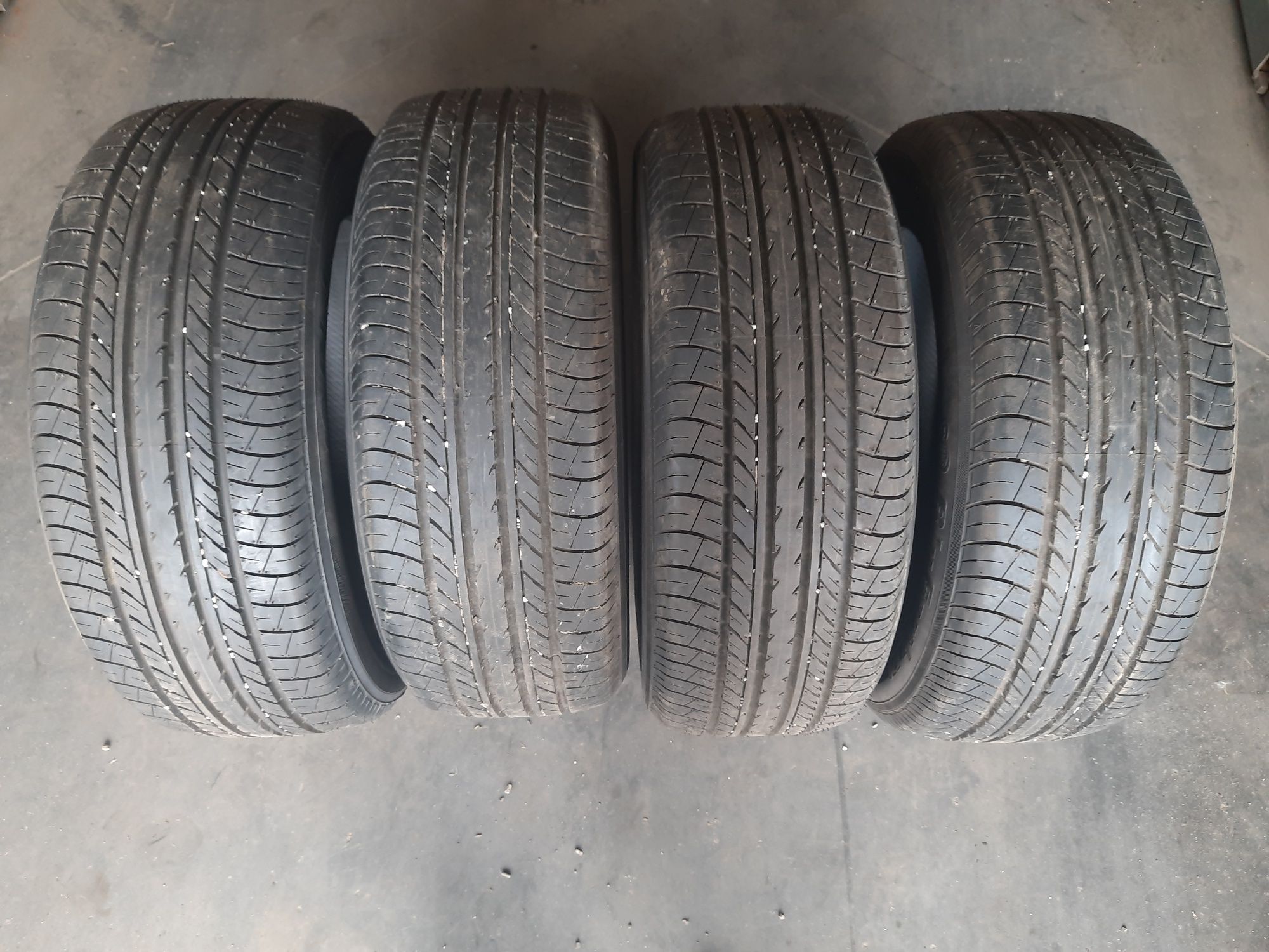 Opony 225/55R18 98H Yokohama BluEarth E70 E70BZ