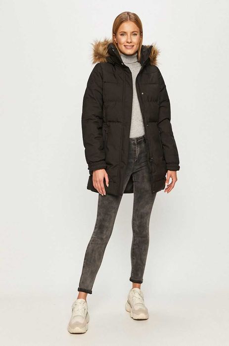 Куртка Helly Hansen W BLUME PUFFY PARKA Black
