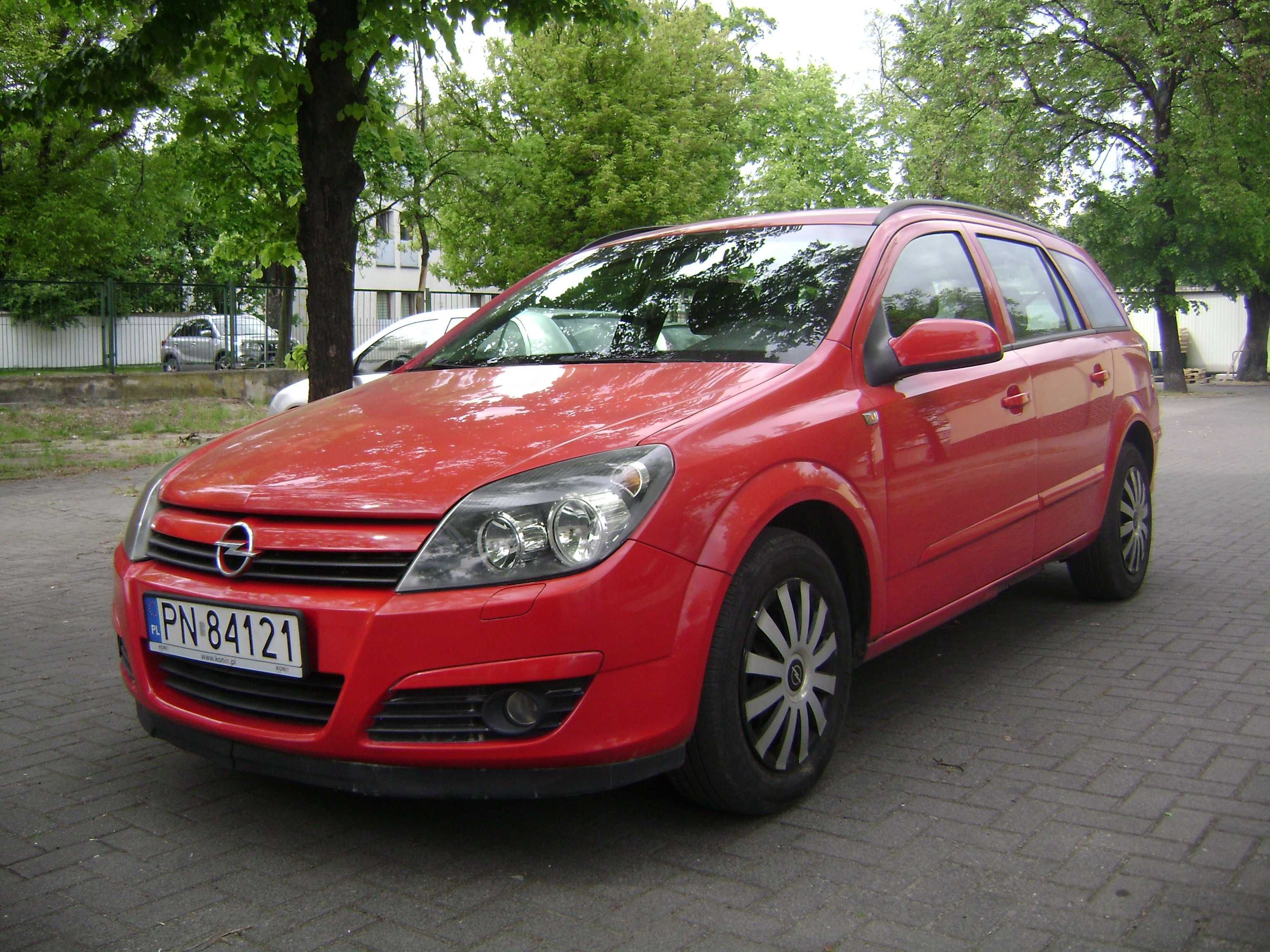 Opel Astra bardzo ładny i sprawny samochód
