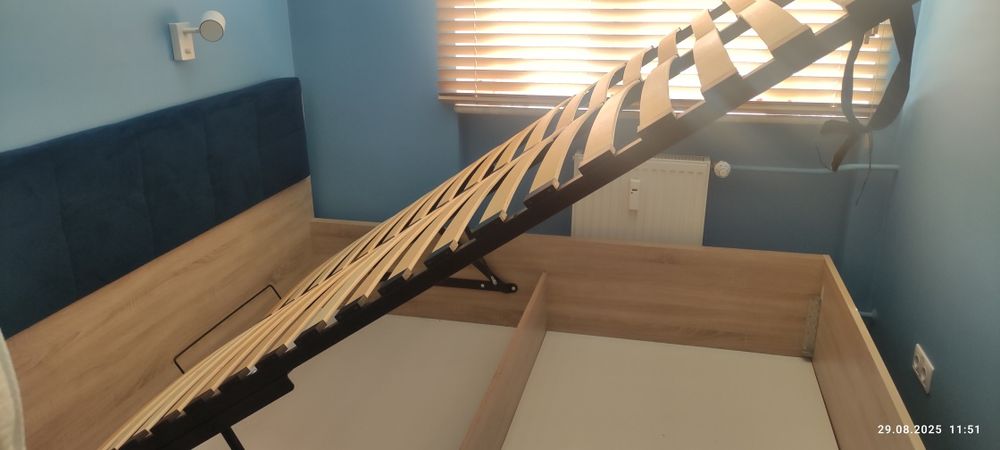 Łóżko ze skrzynią 160x200 Tetrix