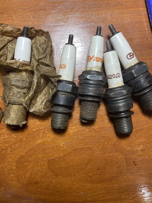 Свечи зажигания А10,А20Д1,А20Д-1,А17ДВ,А11-3,А10НТ1,ЗИЛ,новое,СССР