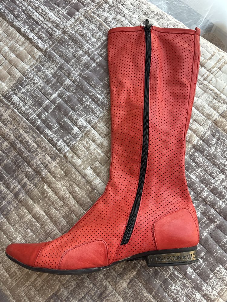 Сапоги Оригинал Prada 700 грн