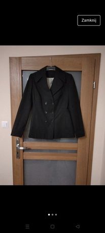 Klasyczny czarny płaszcz damski wiosenny rozmiar M/L