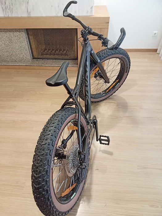 Bicicleta de Montanha | Salsa Mukluk Aluminium Deore Fatbike Impecável