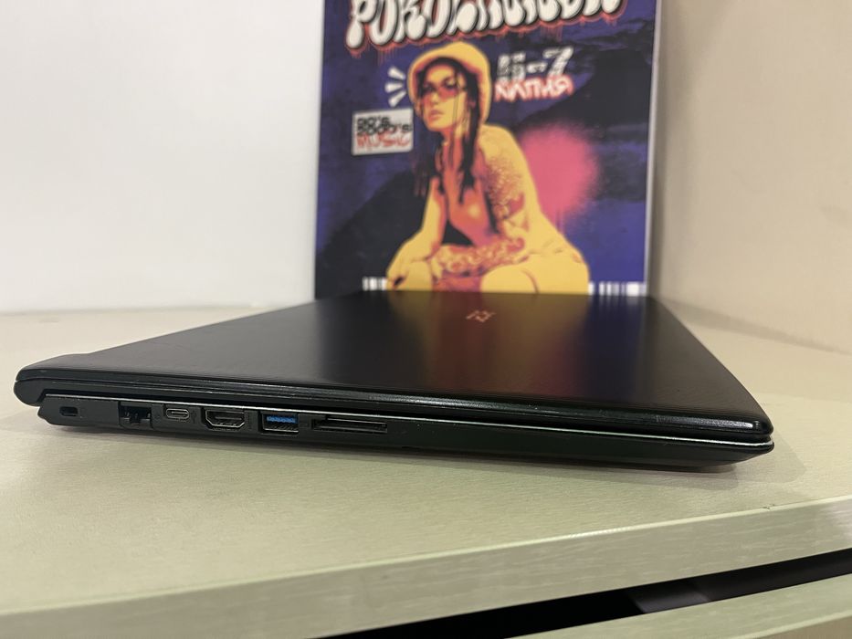 Ноутбук 15.6" Acer Aspire 5 на Intel i5-8250U с 8ОЗУ/256SSD/FullHD