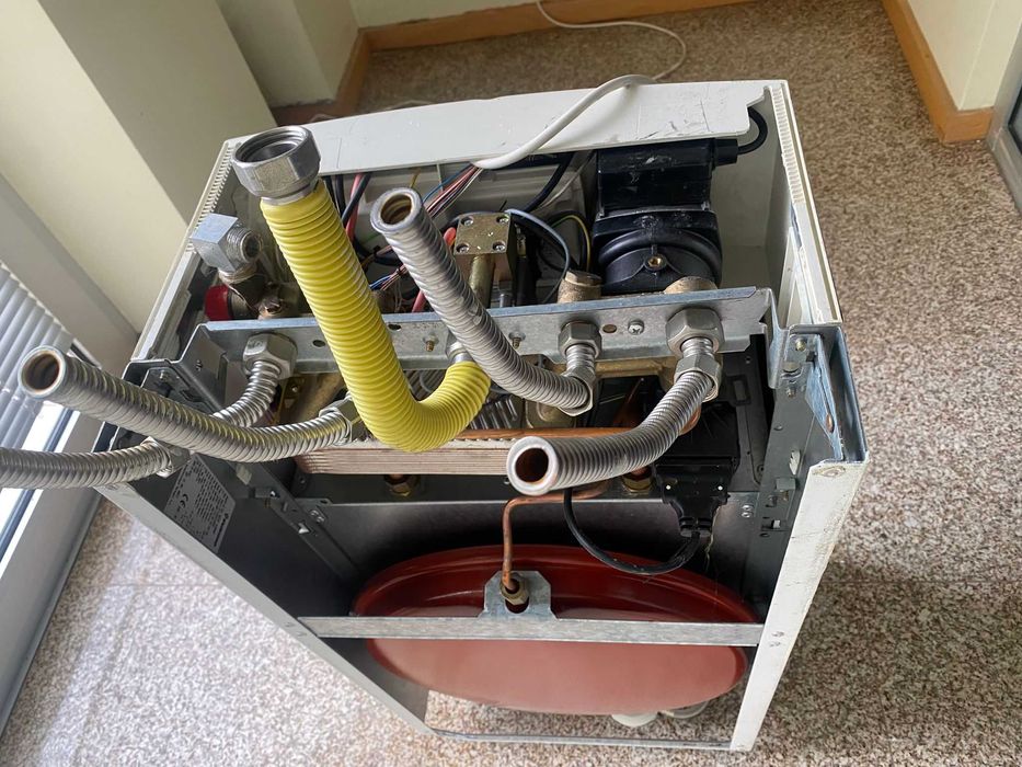 Caldeira Mural VULCANO, 7 Radiadores (38 elementos) e acessórios