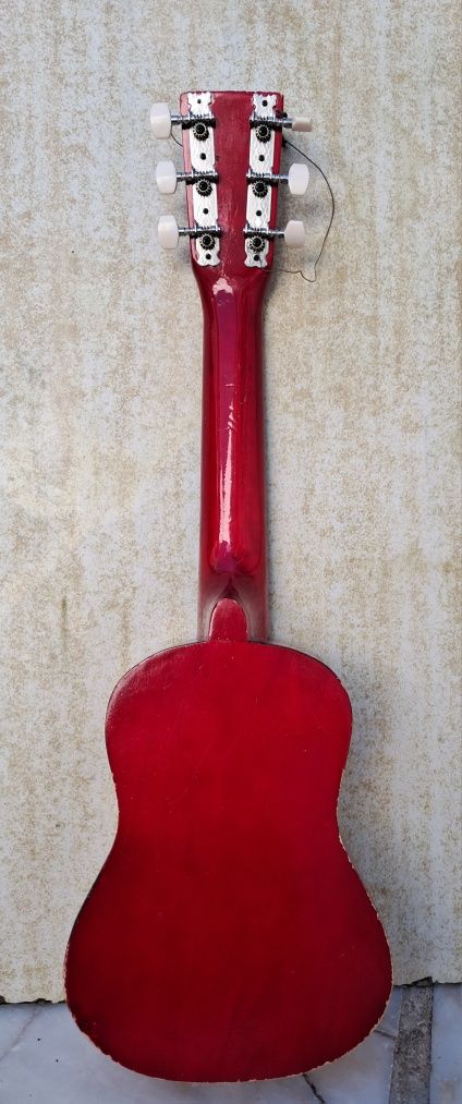 Ukelele com capa