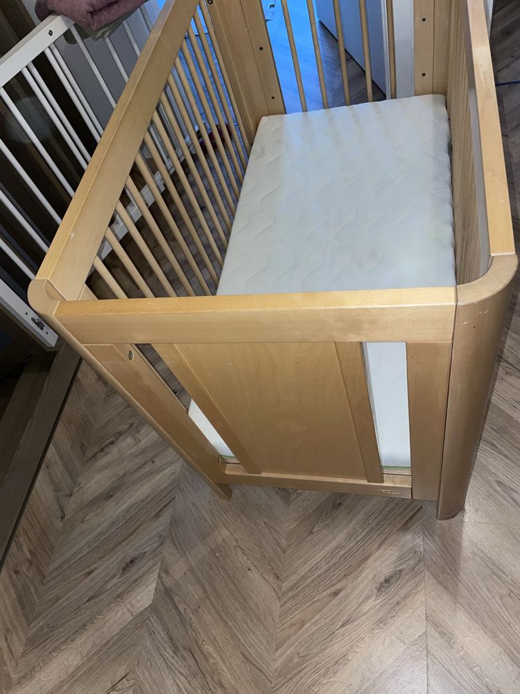 Łóżeczko dziecięce Troll Nursery Sun

Sun to flagowy model łóżeczka dz
