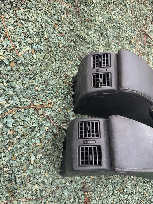 Підлокітник, консоль Renault laguna 3