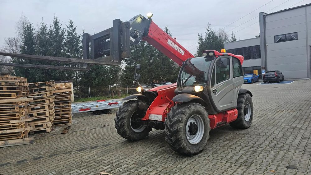 Manitou MLT 840 145 PS John Deere  Ładowarka teleskopowa Manitou MLT 840 145 PS John Deere