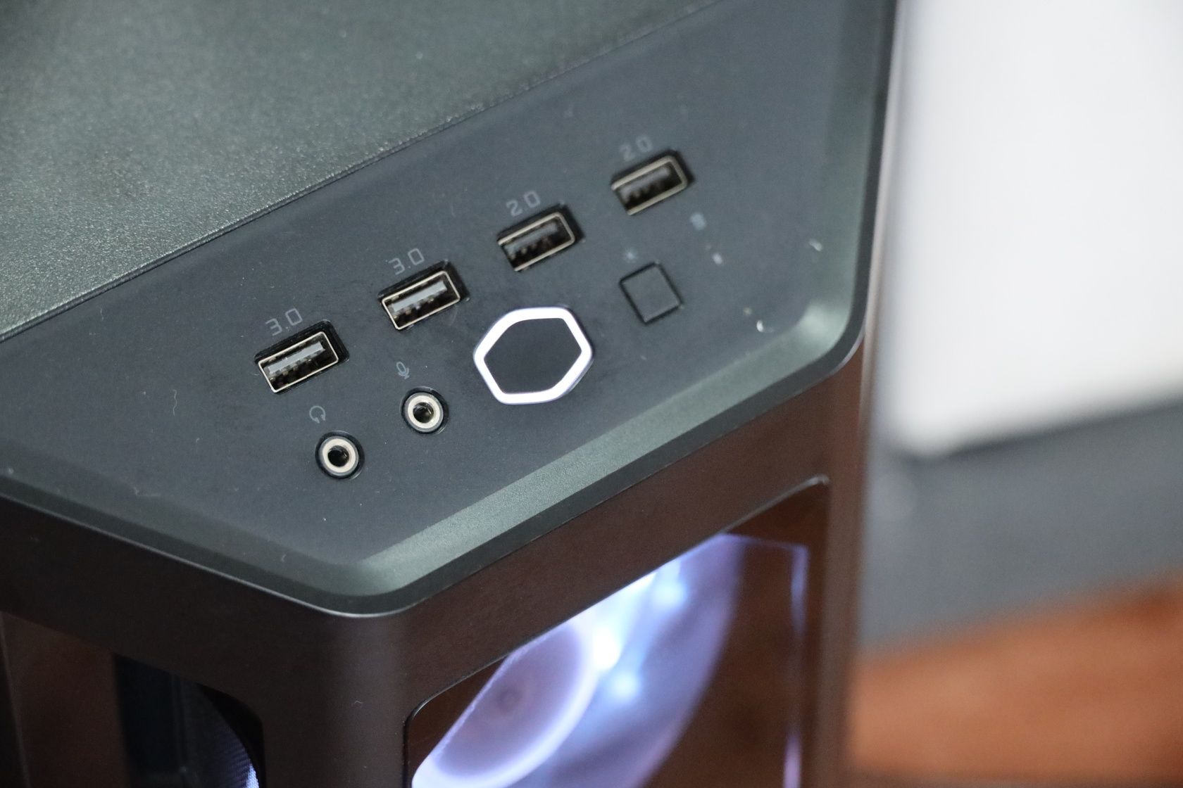 Desktop i5 9600k + RTX 2060 Super