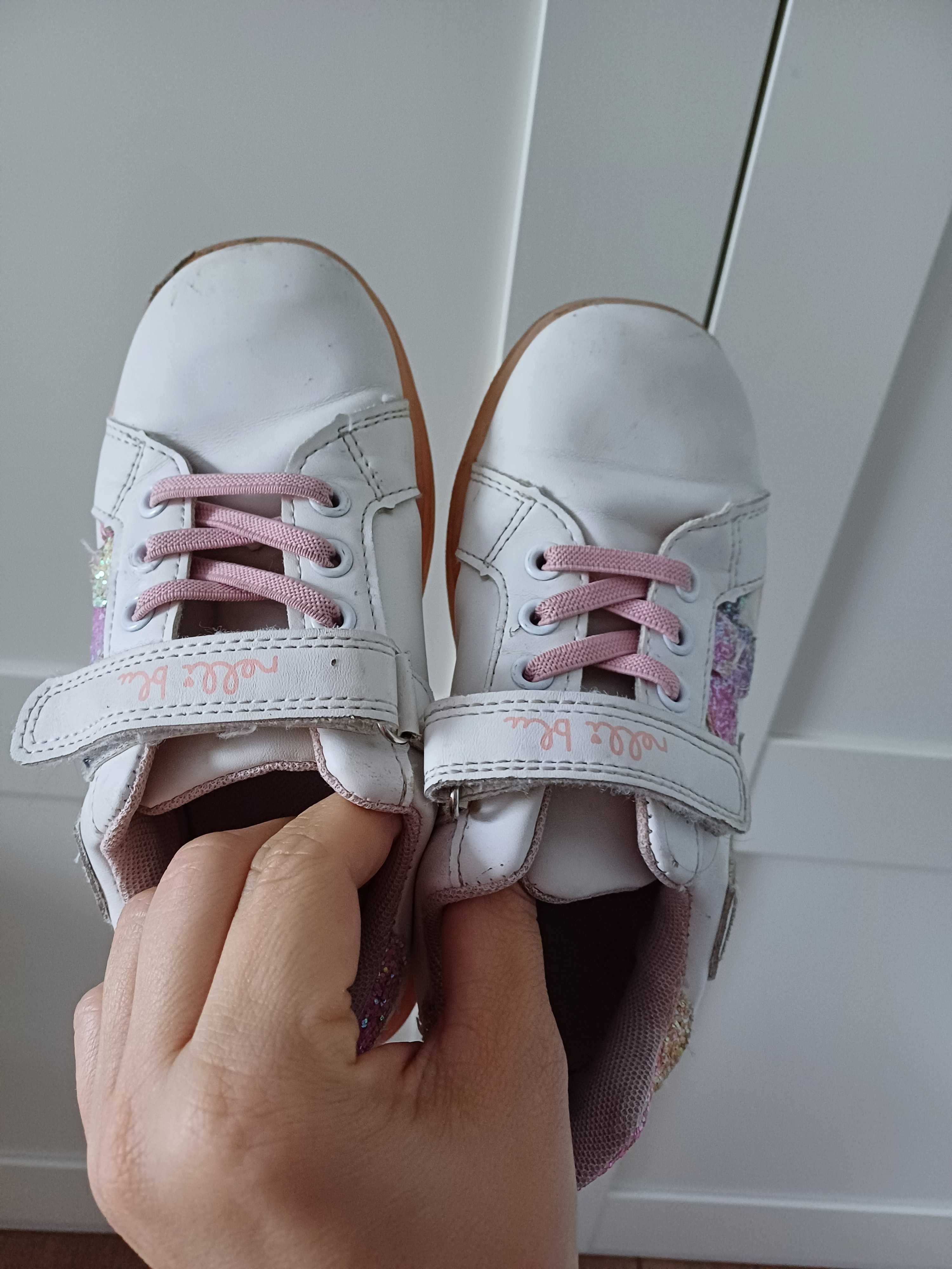 Adidasy dziewczęce r. 30