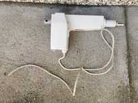 Siłownik elektryczny Linak do bramy podnośnik 12/24V 4000N IP51