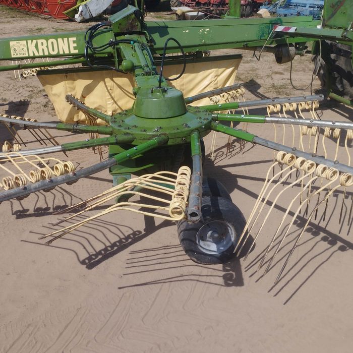 Zgrabiarka Krone KS 6-6.60/20 do środka