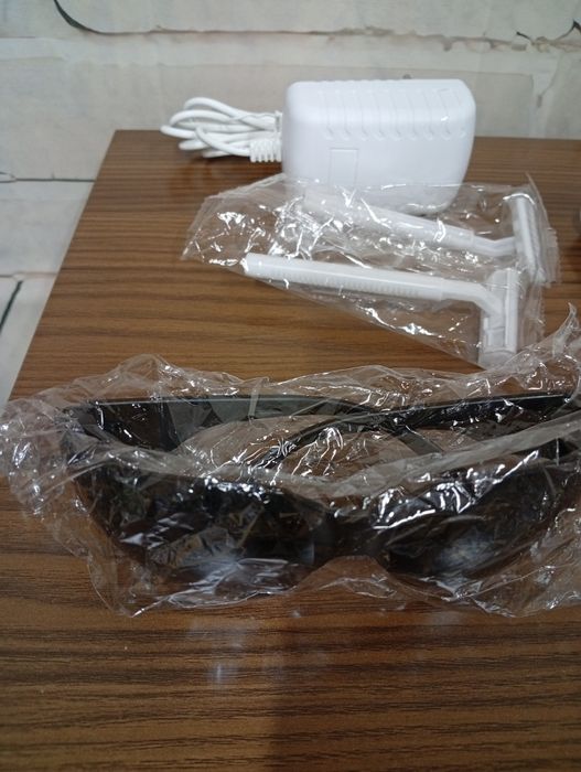 Depilator pulsacyjnego światła IPL z chłodzeniem