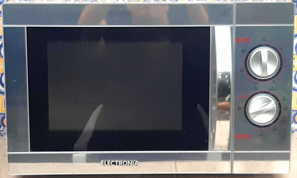 Forno Microondas - ELECTRONIA - WD800L20-2C