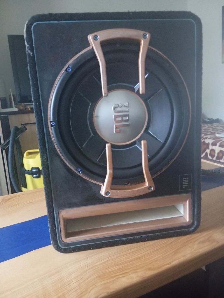 Subwoofer jbl 1204 BR