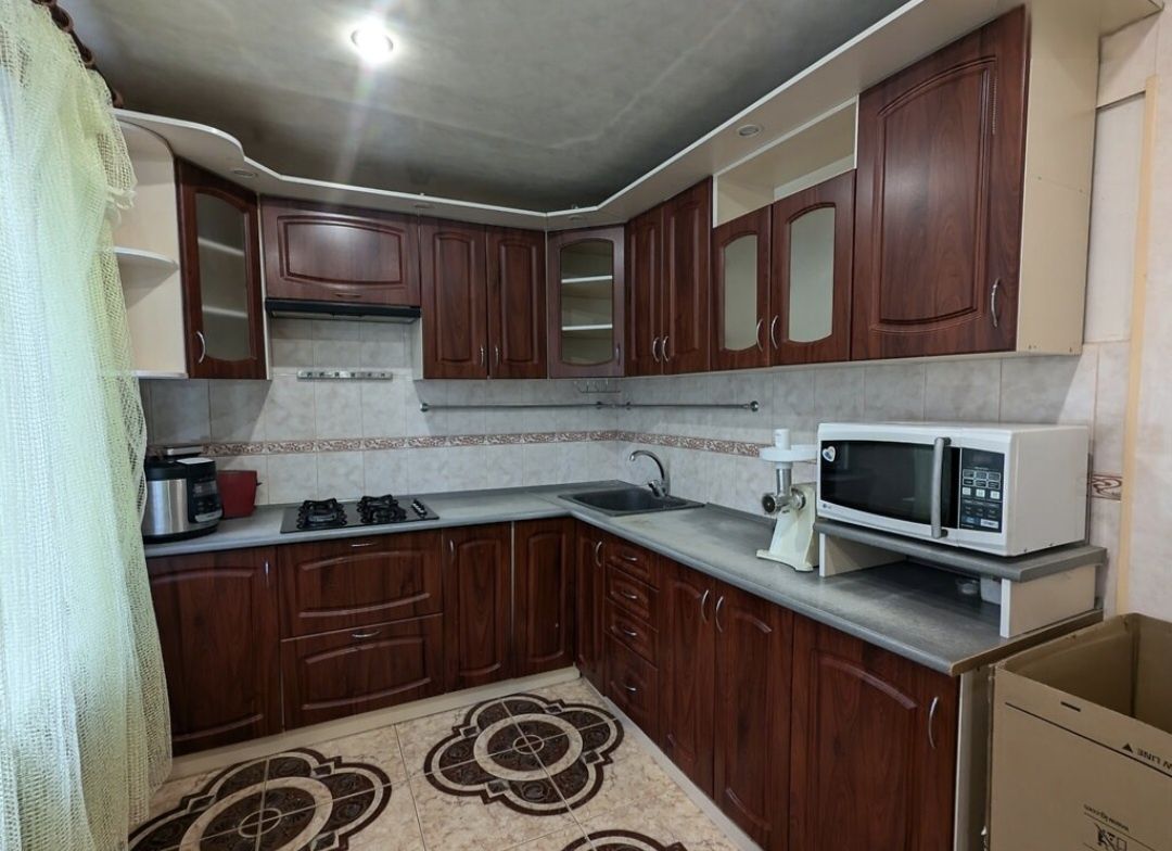 Продам 3х кв. в Хортиц. р-не Героев 93 бригады/Запорожского казачества