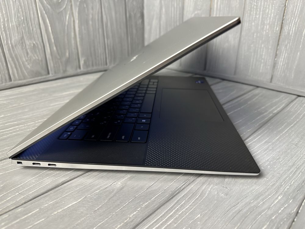 Dell XPS 9720: 4K Touch/Core i9 12900HK/RTX 3060/Ram 32Gb/SSD 1Tb