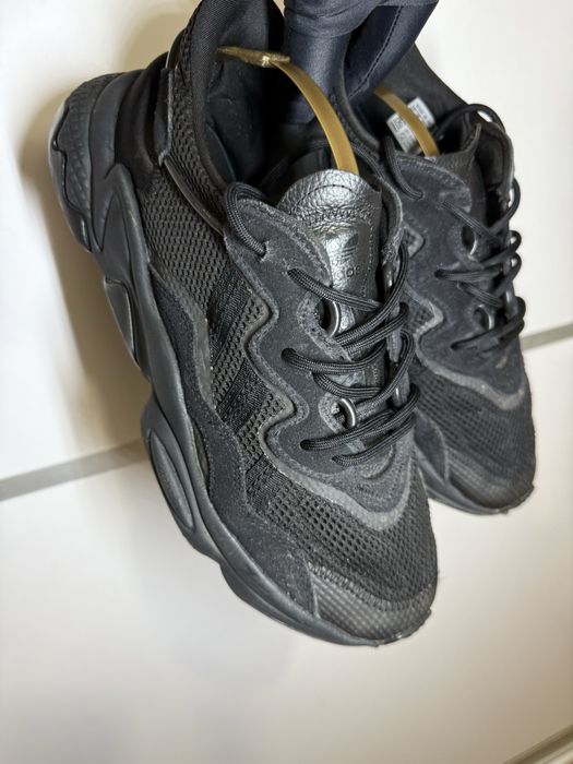 Чоловічі кросівки adidas ozweego оригінал size 43 27,5 см