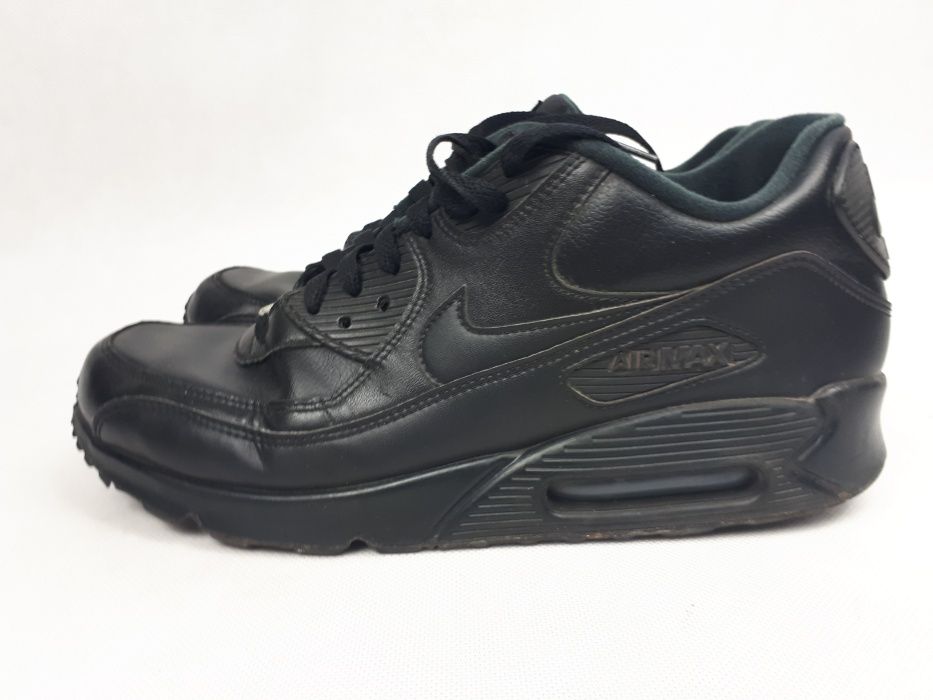 Buty NIKE Air Max 90 Leather 302519 Black/Black 44.5