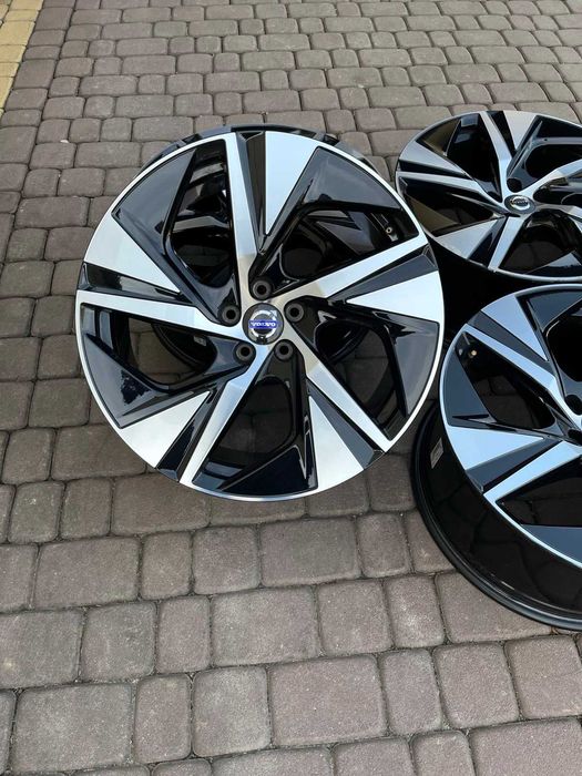 Oryginalne alufelgi Volvo 5x108 20 cali XC90 Bicolor R-Design