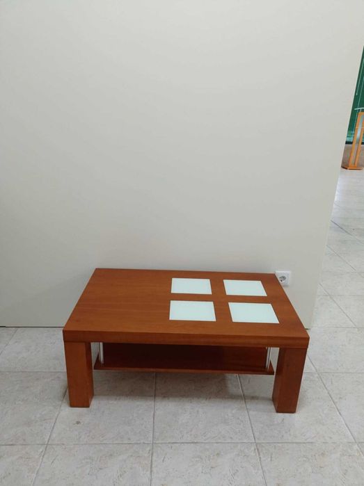 Mesa de Centro NOVA - Encerramento de loja de mobiliário