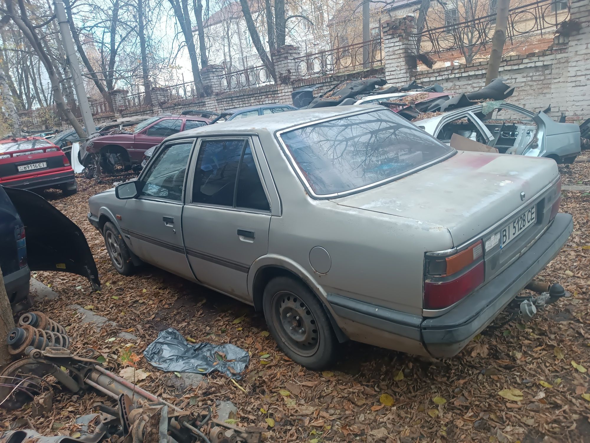 Mazda 626 gc (1983-1987) автошрот авторозборка запчастини