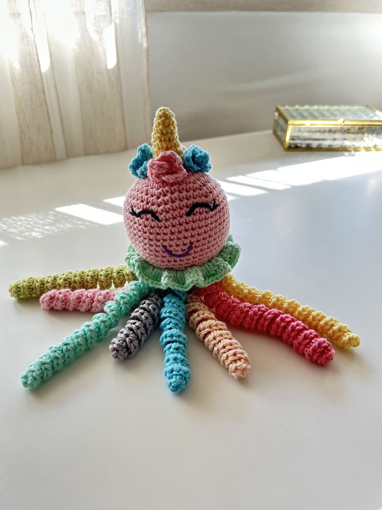 Polvinho unicórnio amigurumis