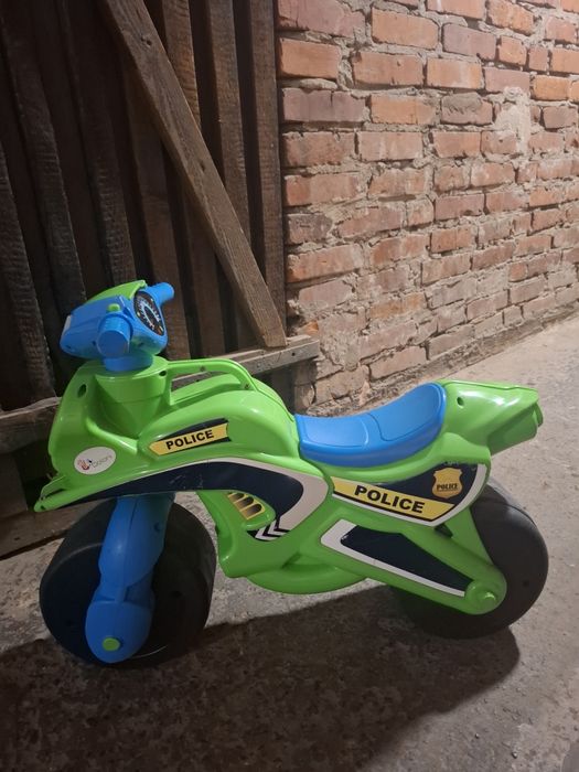 Motorek jeździk dla dzieci