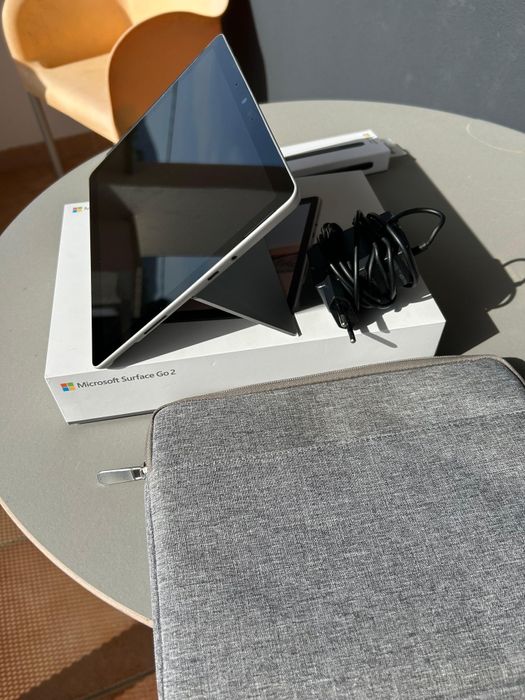 Microsoft Surface Go 2