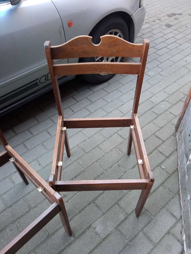 Drewniane krzesła do renowacji 4 sztuki PRL