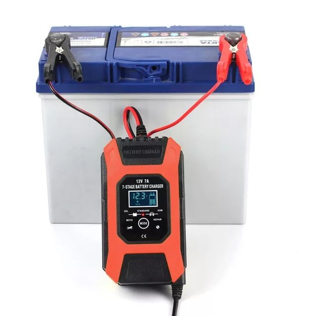 Зарядное устройство для авто мото аккумулятор Foxsur 7А 12В автоматиче