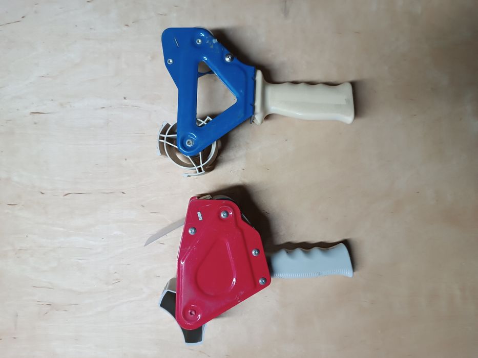 Пістолет для пакувального скотчу