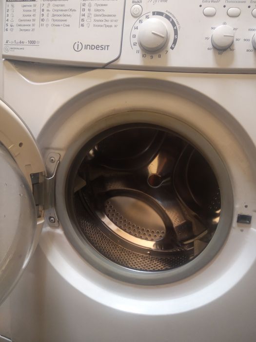 Продам стиральную машину на 5 кг