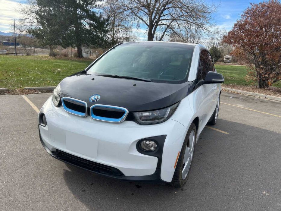 BMW i3      2016