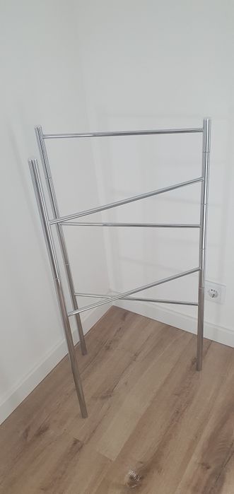 Toalheiro de pé inox NOVO