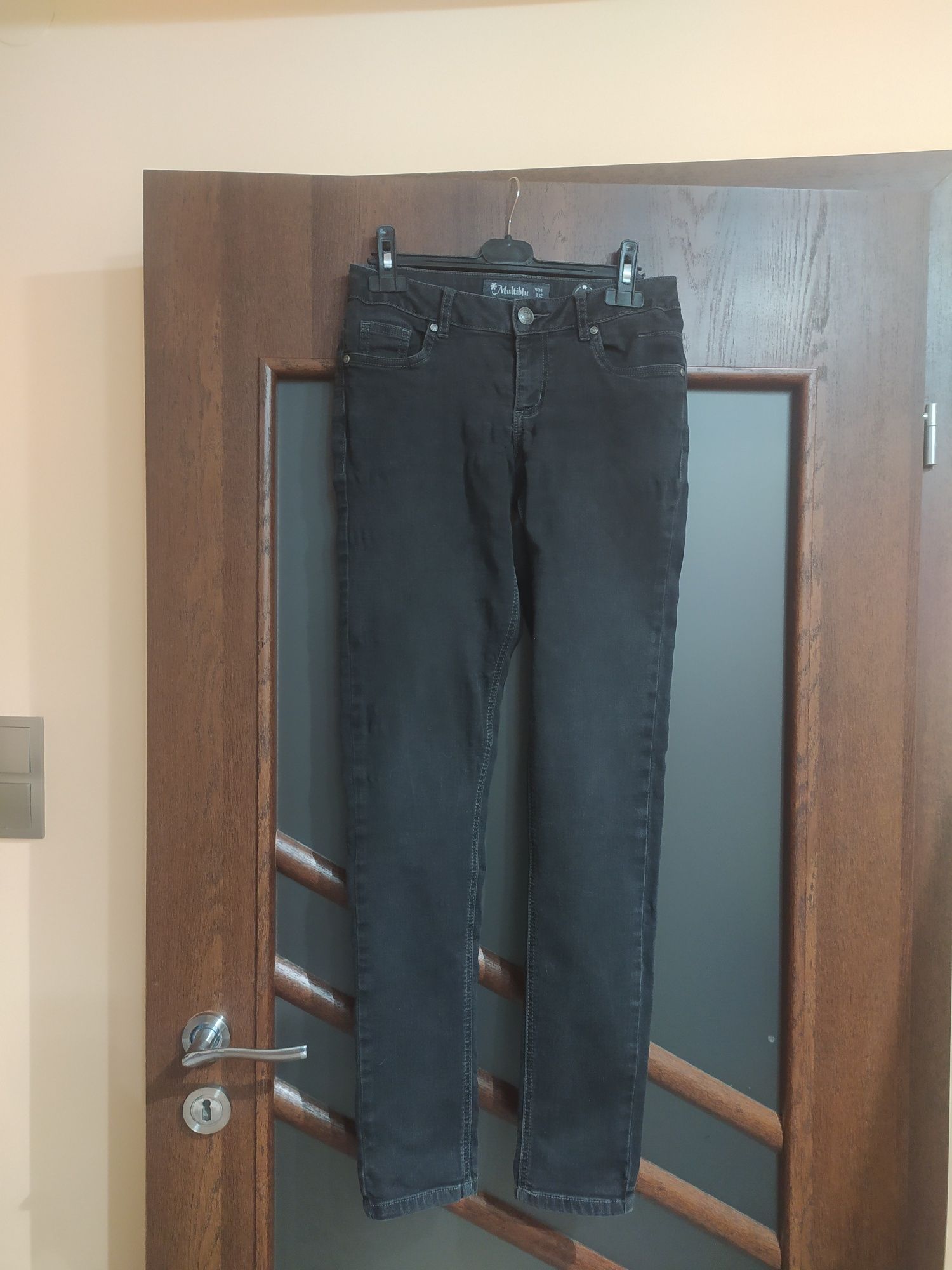 Spodnie jeansy dżinsy bawełniane elastyczne skinny r 38 M Multiblu