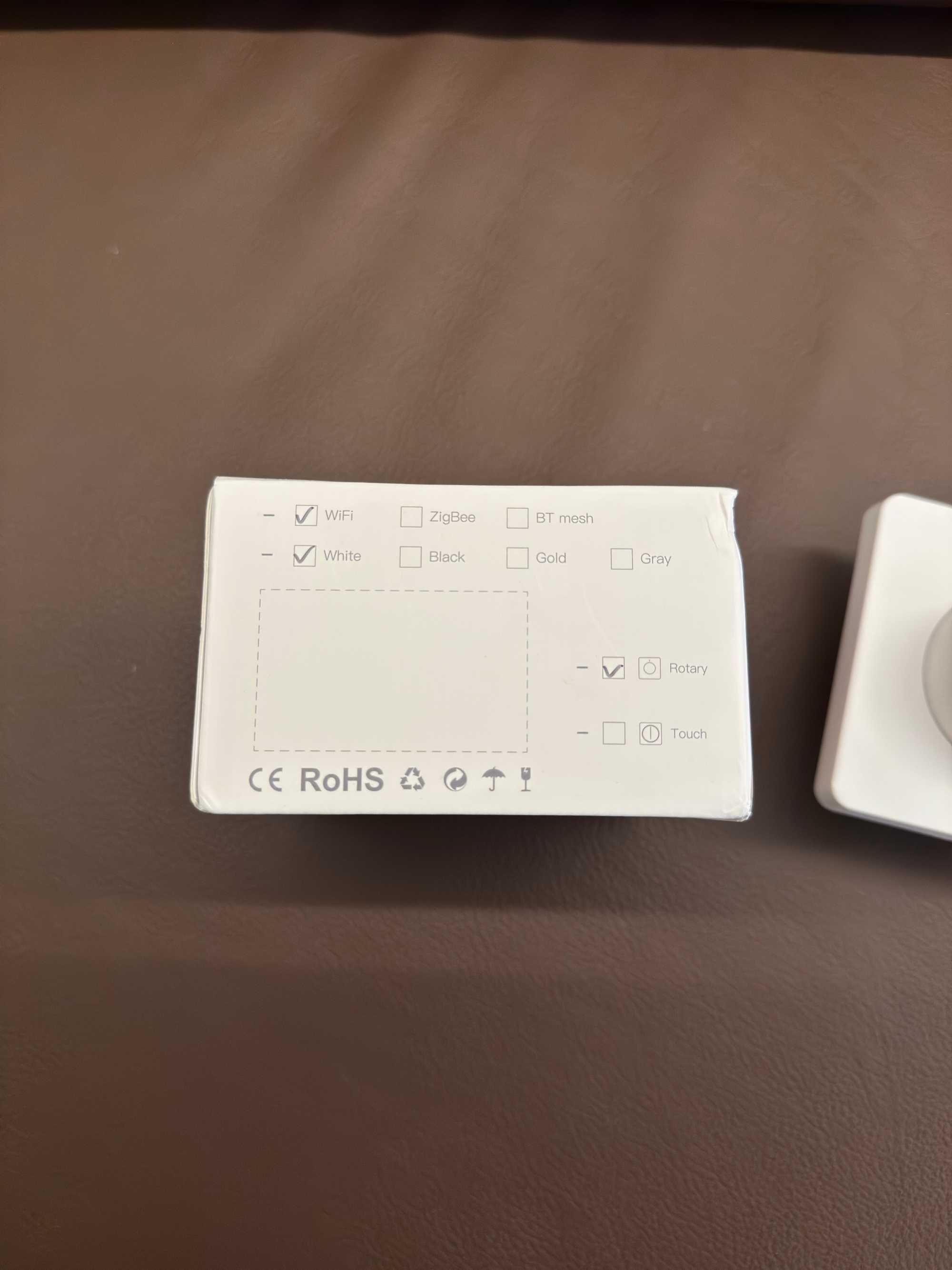 Одноканальный поворотный Wi-Fi диммер Moes (умный дом)